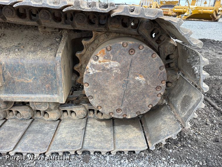 image for item FK1281 2015 Komatsu PC490LC-10 excavator