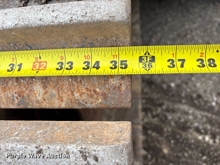 image for item FK1281 2015 Komatsu PC490LC-10 excavator