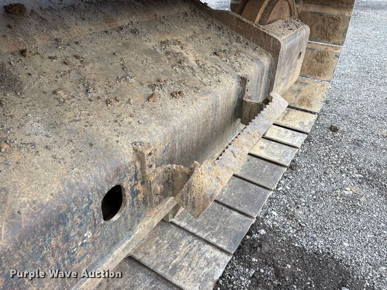 image for item FK1281 2015 Komatsu PC490LC-10 excavator