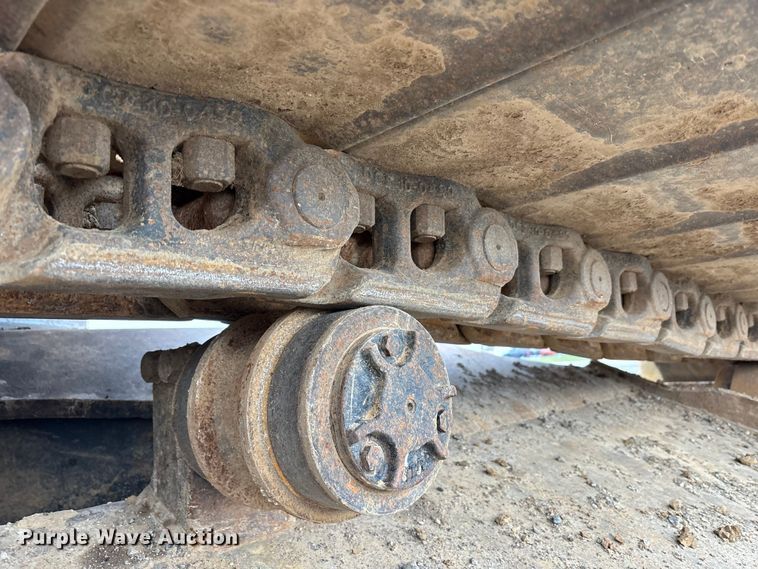 image for item FK1281 2015 Komatsu PC490LC-10 excavator