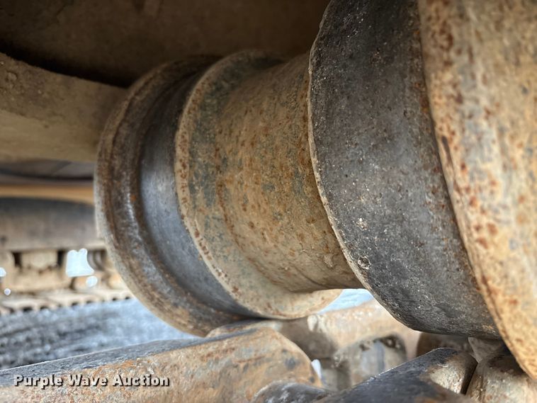 image for item FK1281 2015 Komatsu PC490LC-10 excavator