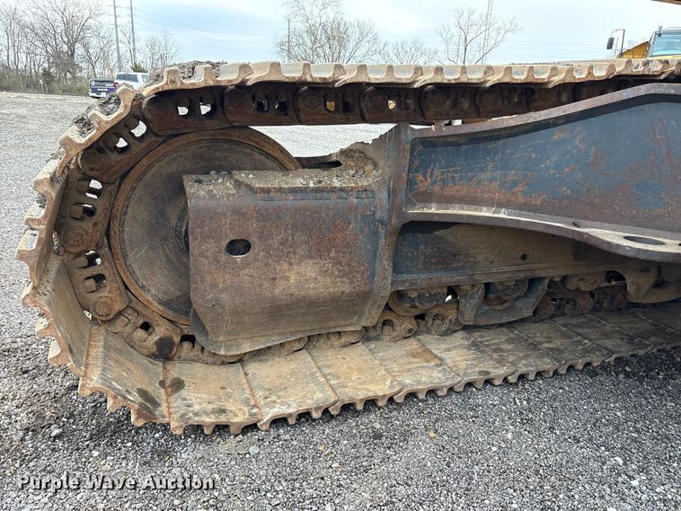 image for item FK1281 2015 Komatsu PC490LC-10 excavator
