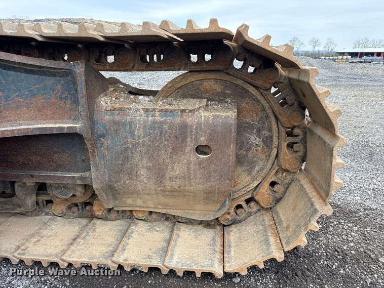 image for item FK1281 2015 Komatsu PC490LC-10 excavator