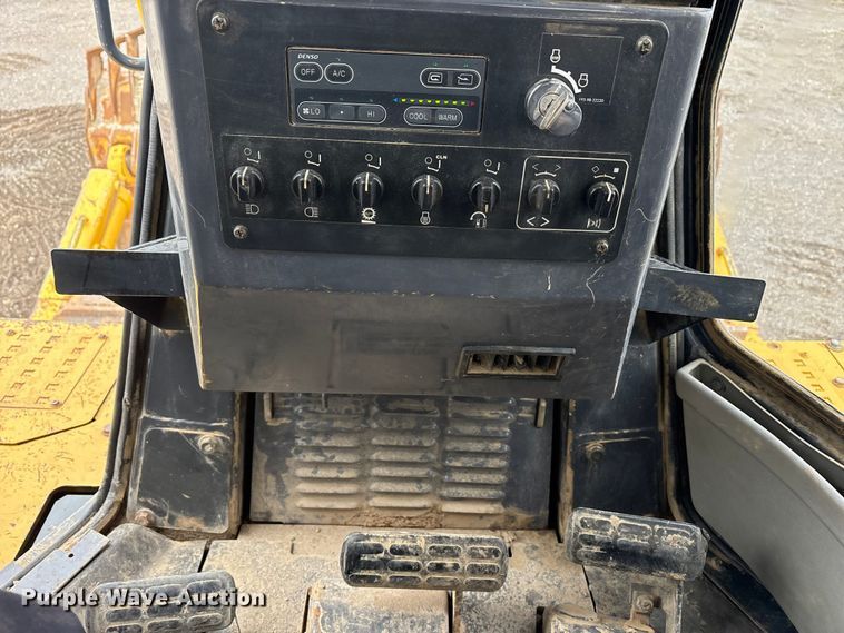 image for item FK1282 2008 Komatsu D275AX-5E0 dozer