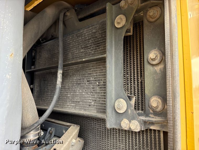 image for item FK1282 2008 Komatsu D275AX-5E0 dozer