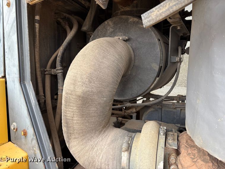 image for item FK1282 2008 Komatsu D275AX-5E0 dozer