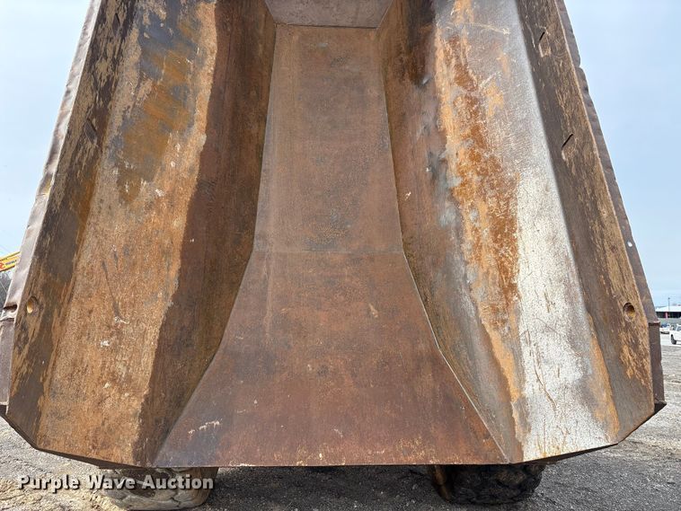 image for item FK1284 2014 Caterpillar 740B articulated haul truck