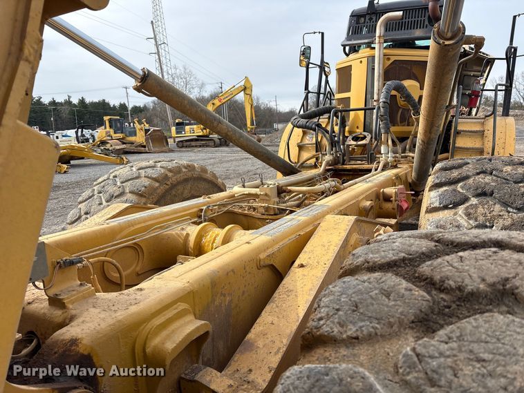 image for item FK1284 2014 Caterpillar 740B articulated haul truck