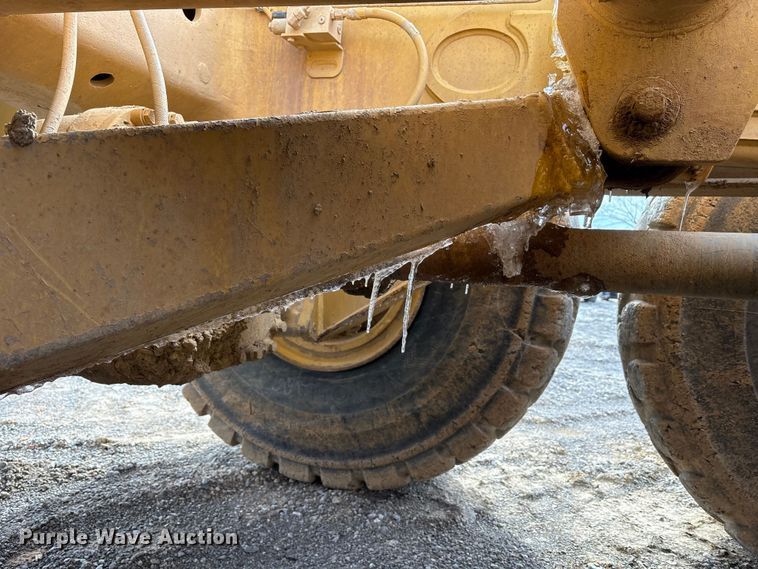 image for item FK1284 2014 Caterpillar 740B articulated haul truck