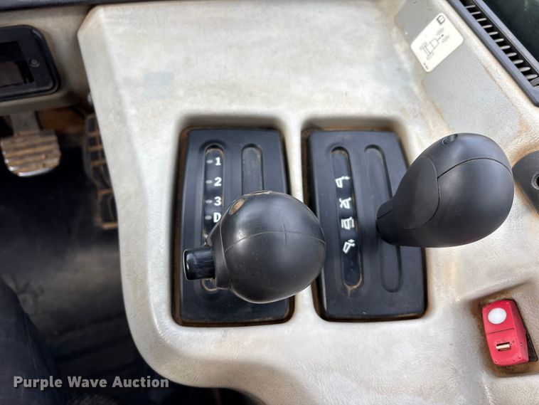 image for item FK1284 2014 Caterpillar 740B articulated haul truck