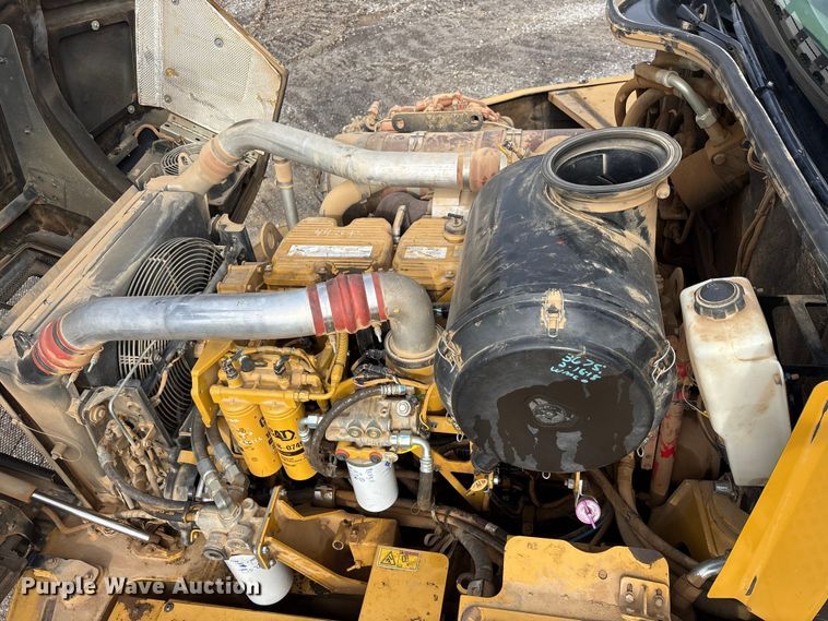 image for item FK1284 2014 Caterpillar 740B articulated haul truck