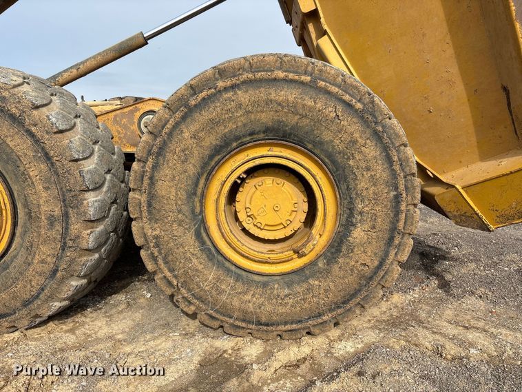 image for item FK1284 2014 Caterpillar 740B articulated haul truck