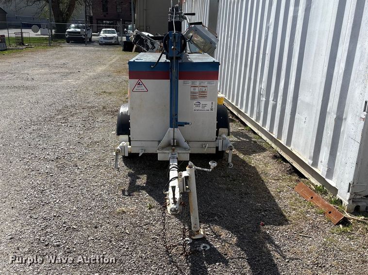 image for item FK1289 2006 Magnum MLT3060MMH light plant