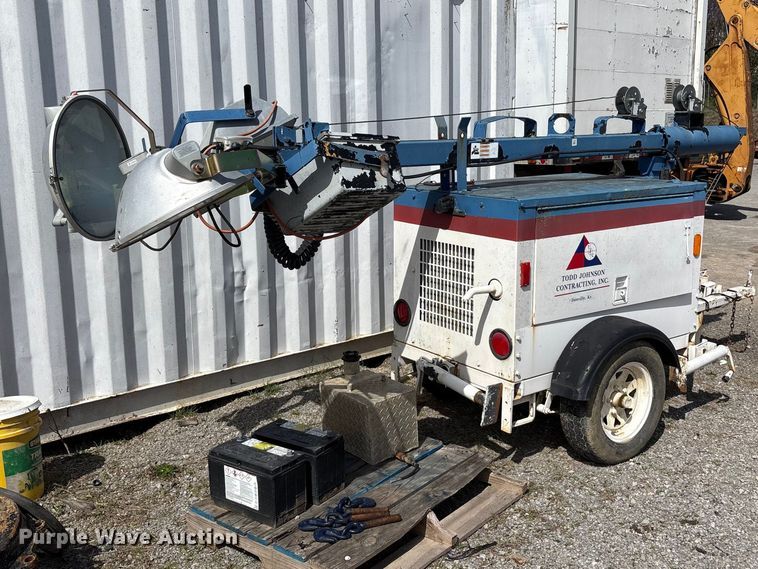 image for item FK1289 2006 Magnum MLT3060MMH light plant