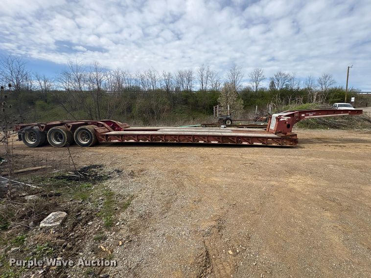 image for item FK1290 2007 Trail King Industries lowboy equipment trailer