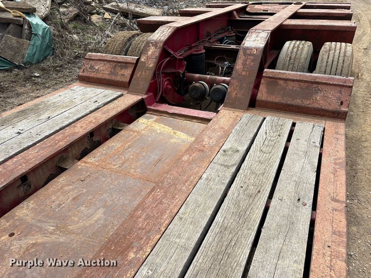 image for item FK1290 2007 Trail King Industries lowboy equipment trailer