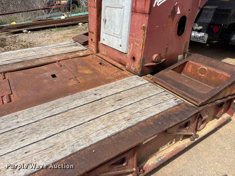 image for item FK1290 2007 Trail King Industries lowboy equipment trailer