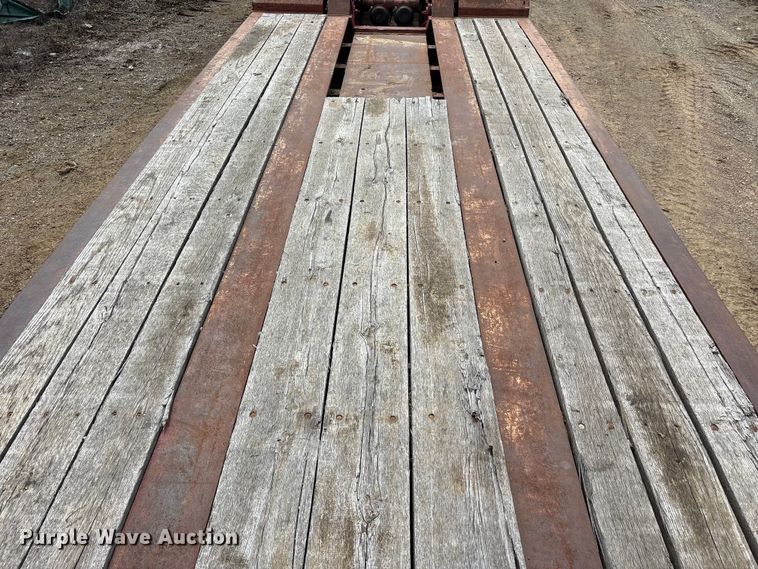 image for item FK1290 2007 Trail King Industries lowboy equipment trailer