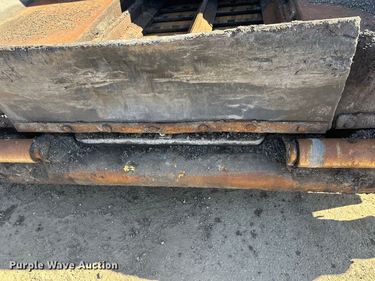 image for item FK1844 1998 Caterpillar AP-650-B paver