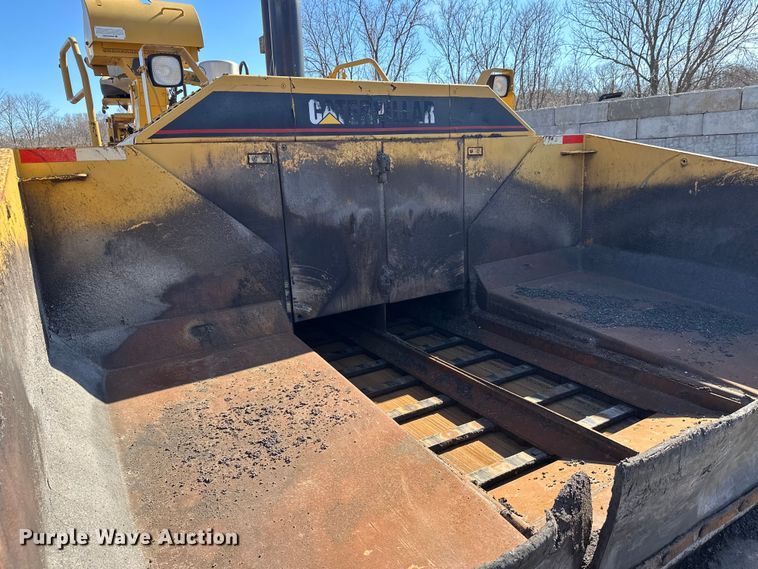 image for item FK1844 1998 Caterpillar AP-650-B paver
