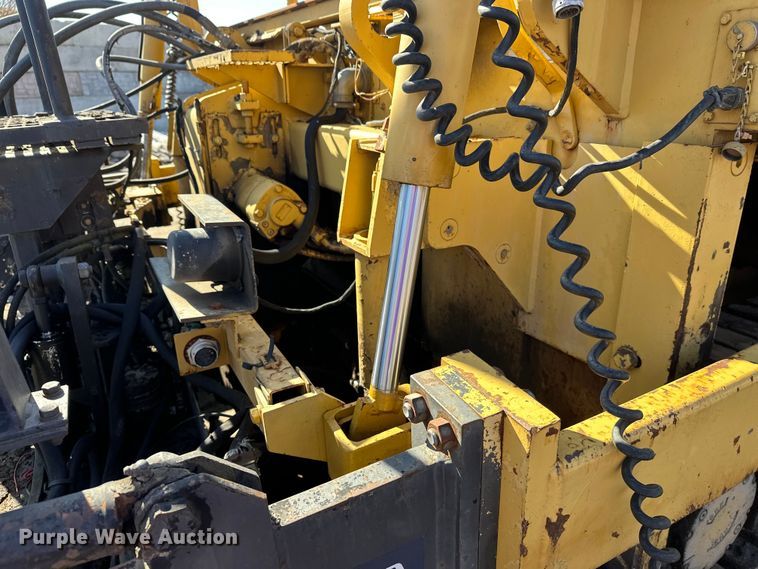 image for item FK1844 1998 Caterpillar AP-650-B paver
