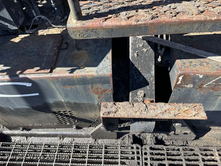 image for item FK1844 1998 Caterpillar AP-650-B paver