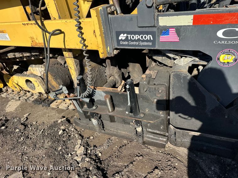 image for item FK1844 1998 Caterpillar AP-650-B paver