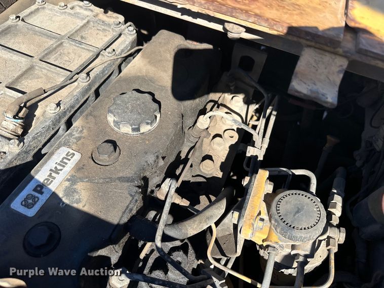 image for item FK1844 1998 Caterpillar AP-650-B paver