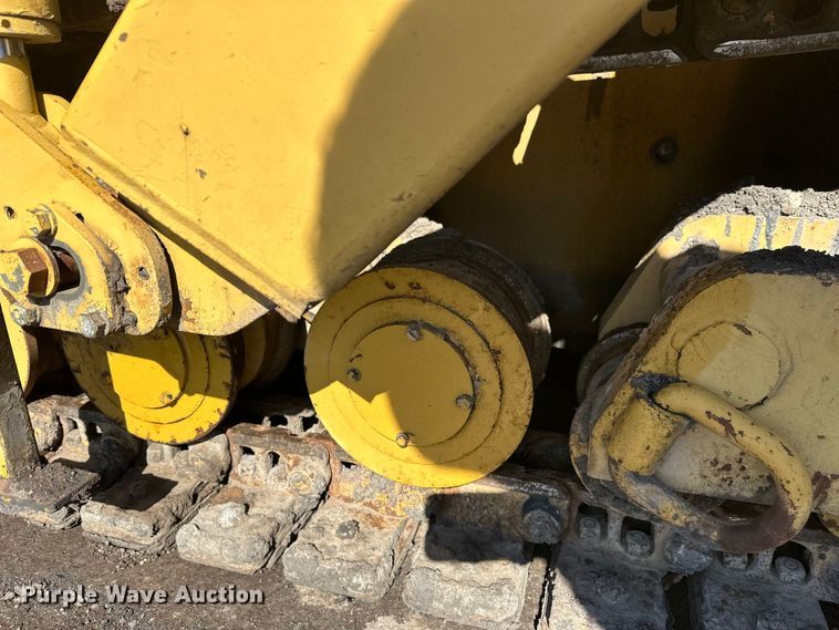 image for item FK1844 1998 Caterpillar AP-650-B paver