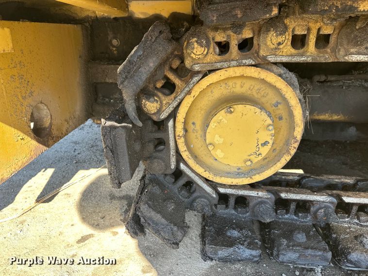 image for item FK1844 1998 Caterpillar AP-650-B paver