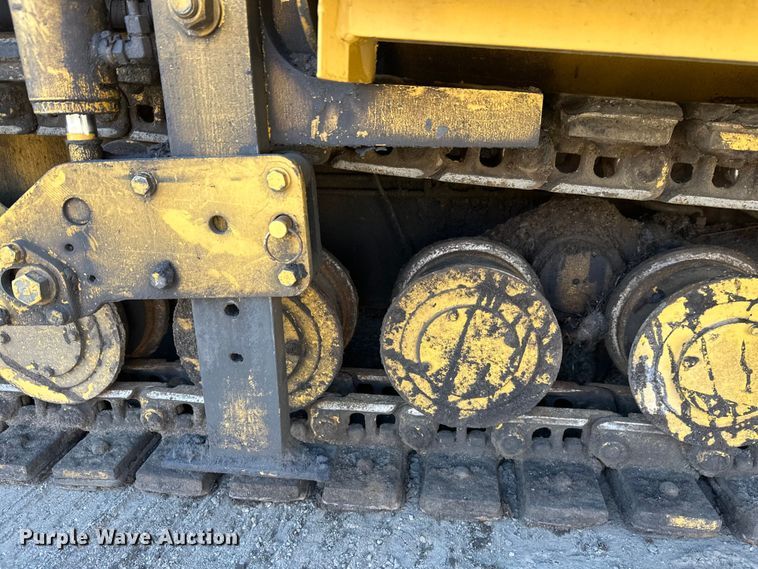 image for item FK1844 1998 Caterpillar AP-650-B paver