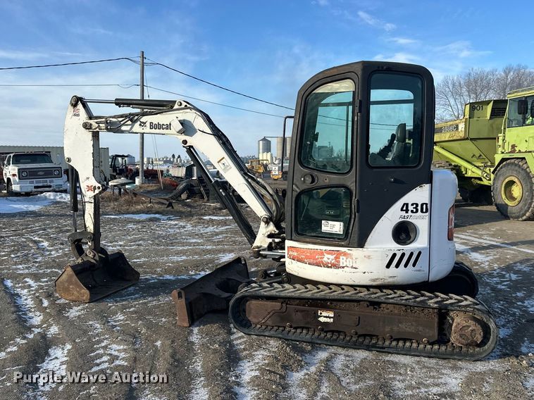 image for item FK1864 2008 Bobcat 430 mini excavator