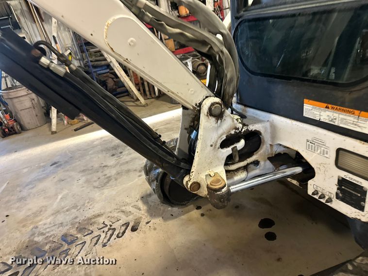 image for item FK1864 2008 Bobcat 430 mini excavator