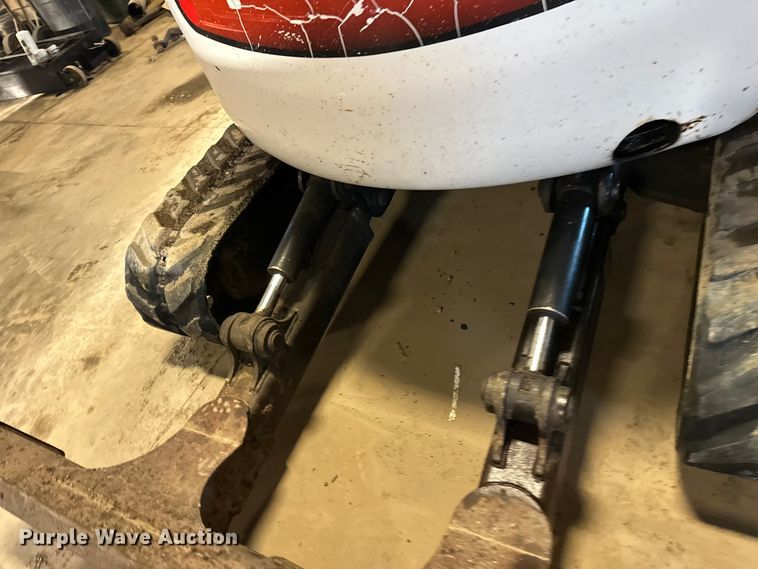 image for item FK1864 2008 Bobcat 430 mini excavator
