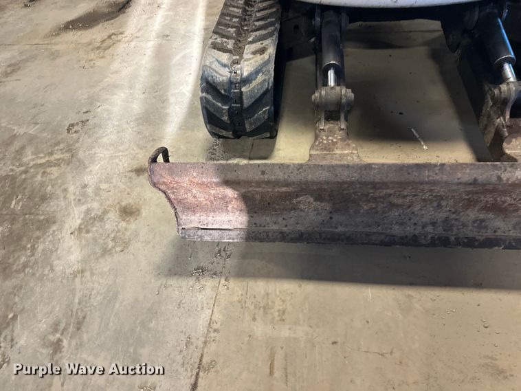 image for item FK1864 2008 Bobcat 430 mini excavator