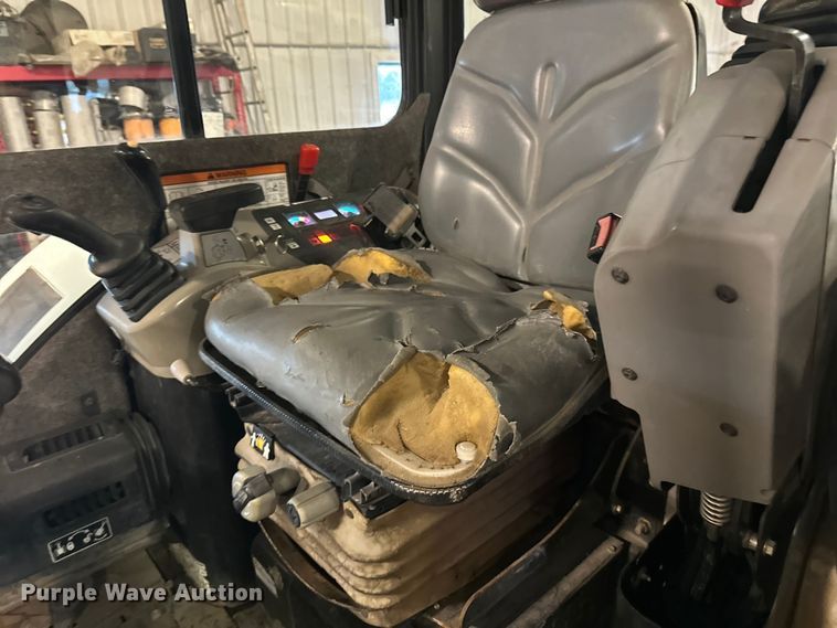 image for item FK1864 2008 Bobcat 430 mini excavator
