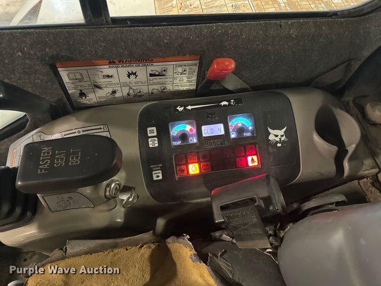 image for item FK1864 2008 Bobcat 430 mini excavator