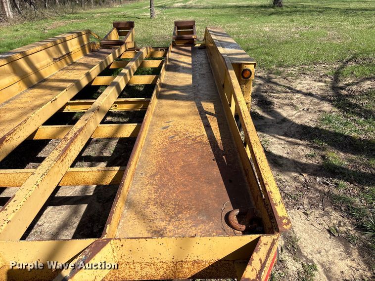 image for item FK2552 2016 Belshe T2 equipment trailer