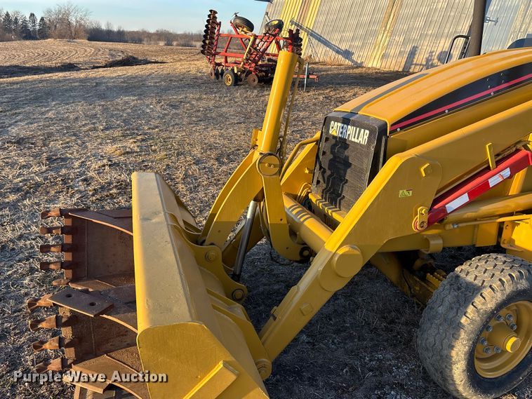 image for item FO3579 1998 Caterpillar 426C backhoe