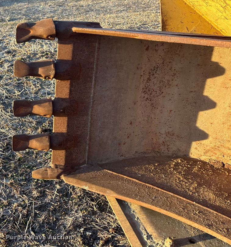 image for item FO3579 1998 Caterpillar 426C backhoe