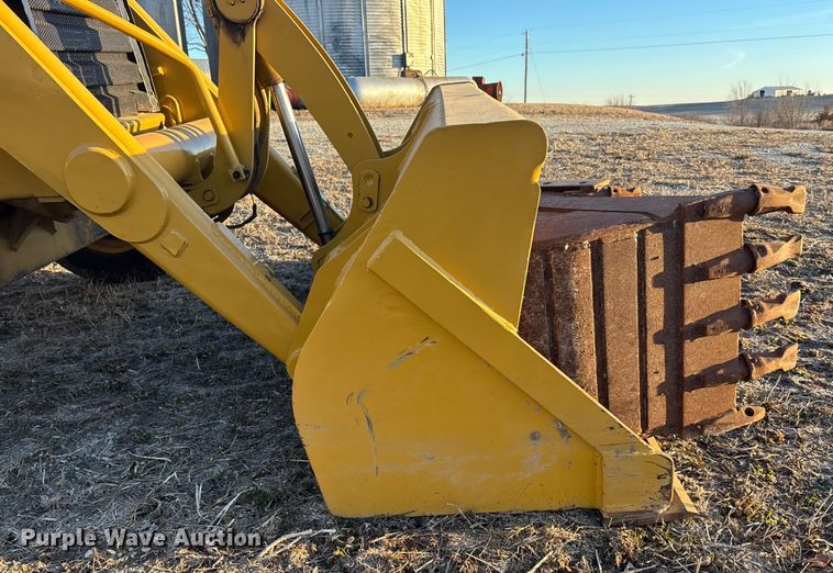 image for item FO3579 1998 Caterpillar 426C backhoe