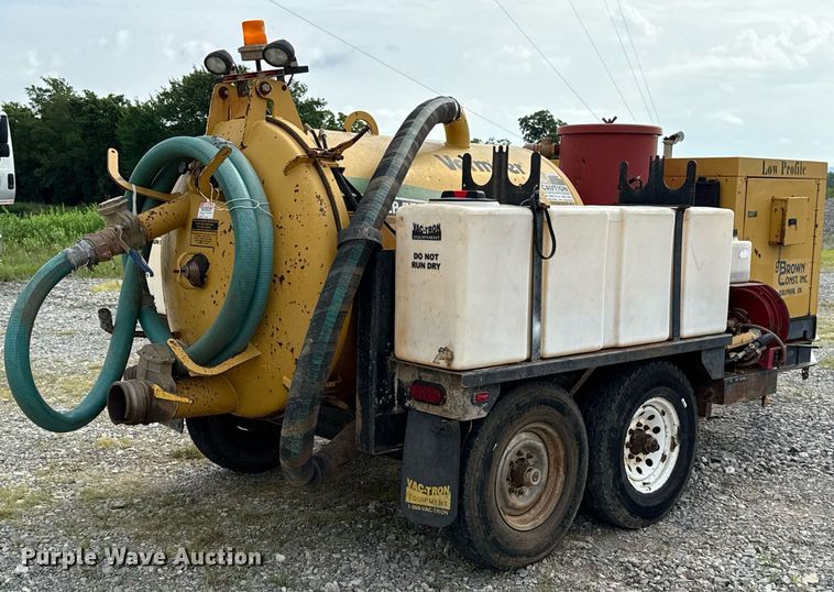 image for item HI9283 Vermeer LP555DT vacuum excavator