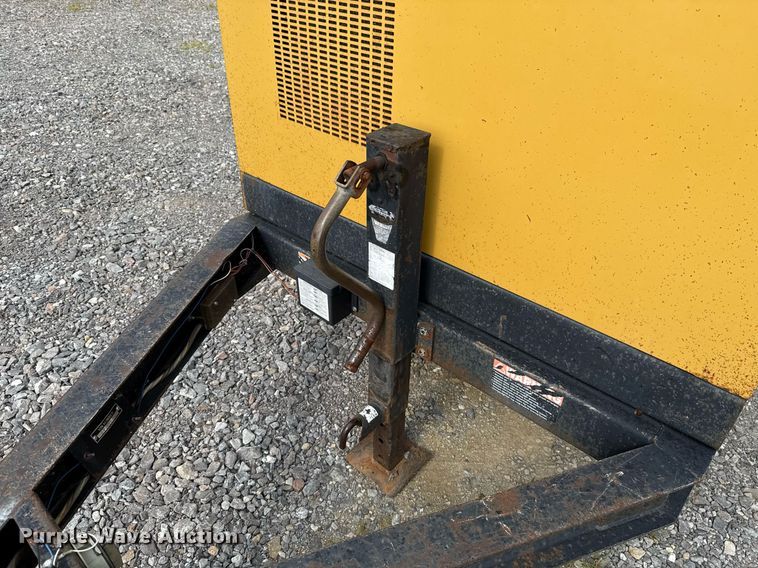 image for item HI9283 Vermeer LP555DT vacuum excavator