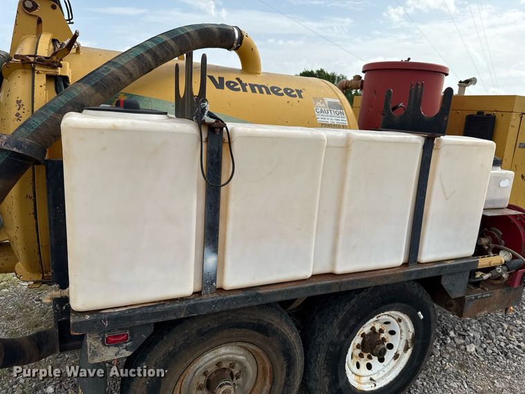 image for item HI9283 Vermeer LP555DT vacuum excavator