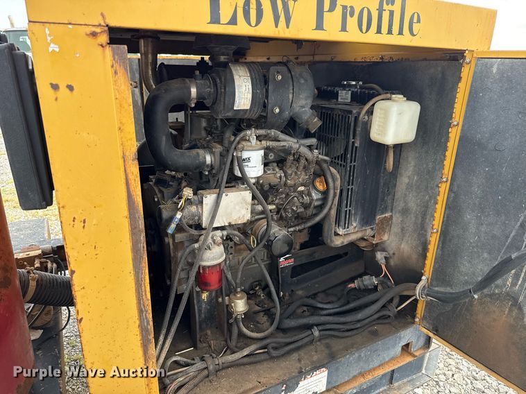 image for item HI9283 Vermeer LP555DT vacuum excavator