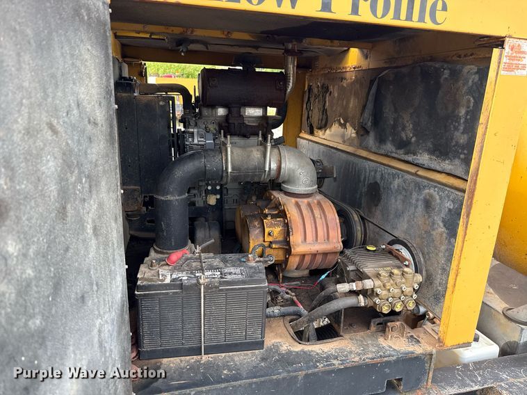 image for item HI9283 Vermeer LP555DT vacuum excavator