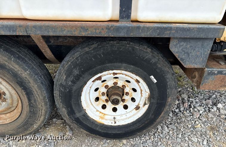 image for item HI9283 Vermeer LP555DT vacuum excavator