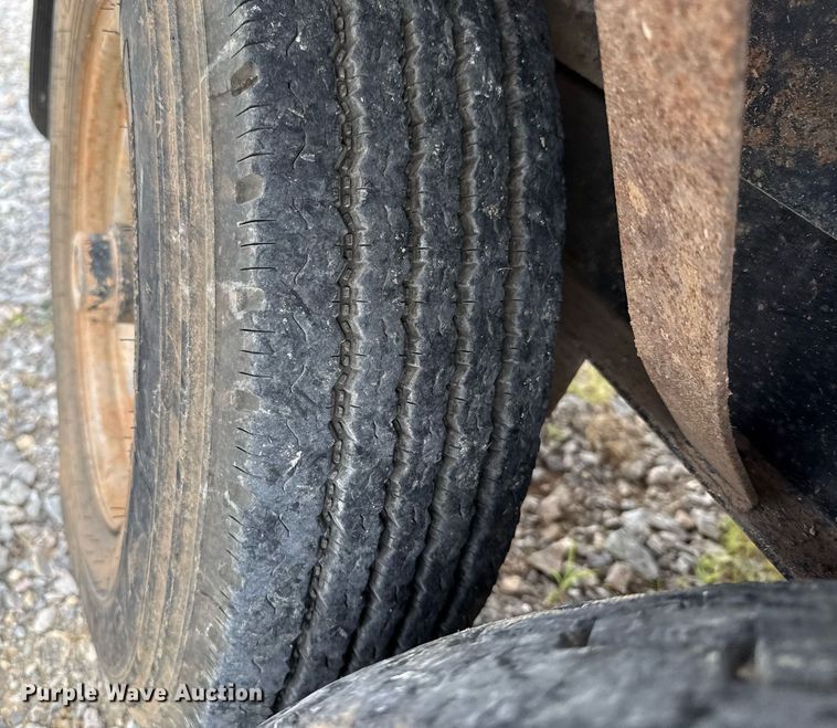 image for item HI9283 Vermeer LP555DT vacuum excavator