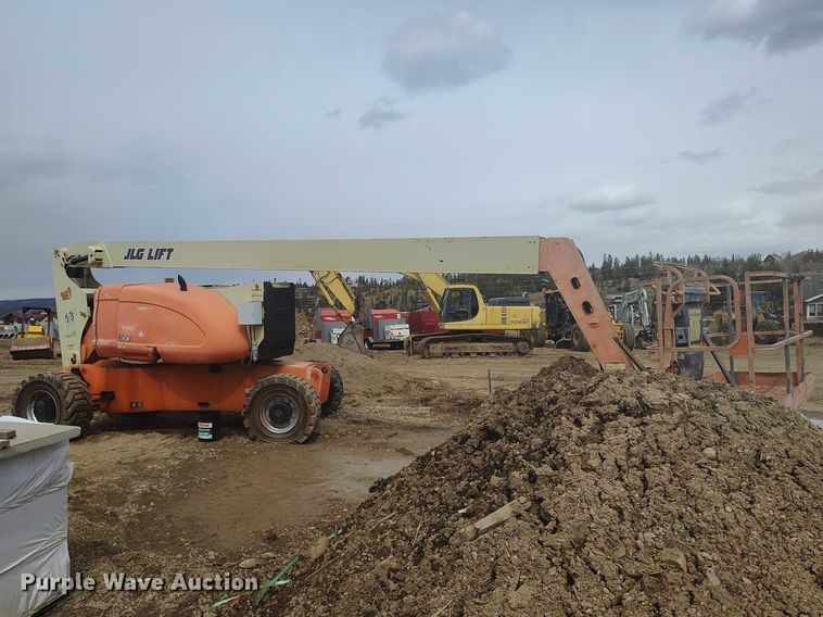 image for item IH9483 2007 JLG 800A boom lift