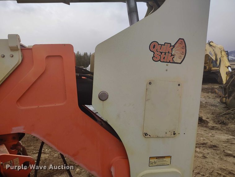 image for item IH9483 2007 JLG 800A boom lift